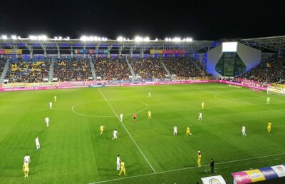 FOTO Fanii naționalei își continuă războiul cu FRF » Mesaj dur în timpul meciului dintre România și Kazakhstan