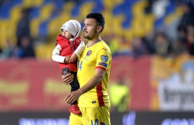 Pițurcă îl felicită pe Contra, dar trage un semnal de alarmă înaintea meciului cu Danemarca