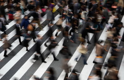 Jurnalistă decedată din cauza epuizării. Cazul a fost făcut public după trei ani