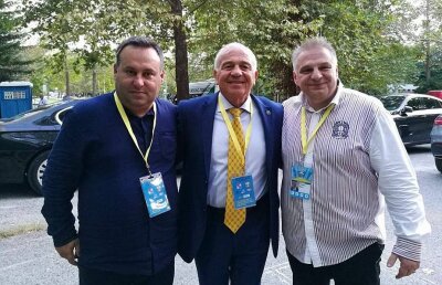 Federația Română de Box are conturile blocate de 3 ani, dar este în cursă pentru organizarea unei competiții care nu interesează pe nimeni