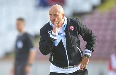 Miriuță a rezolvat o problemă la Dinamo, dar a apărut una nouă » Cum se năruie planul antrenorului