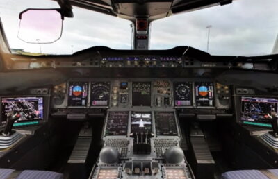 VIDEO Acesta este avionul care te va lăsa cu gura căscată! Are piscină, teatru şi magazine