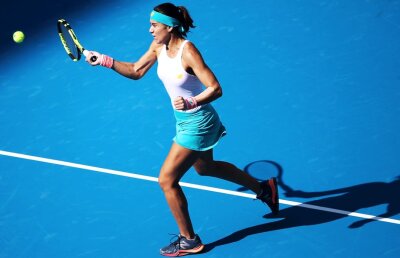 Victorie facilă pentru Sorana Cîrstea » S-a calificat în turul II la turneul de la Linz