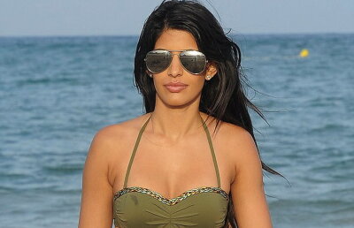 GALERIE FOTO E greu să nu o privești. Șatena asta este demențială!