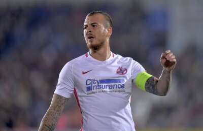 Și Goian sare la Alibec: "Cum îți permiți să arunci banderola sfântă pe jos? Rădoi și-a vărsat sângele pentru echipa asta!"