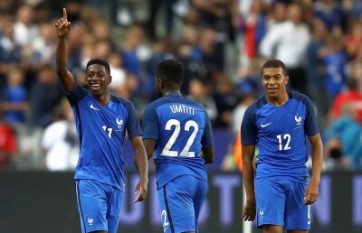 A fost desemnat "Balonul de Aur" U21: NU e jucătorul de 105 milioane € al Barcelonei, ci mijlocașul revelație al anului