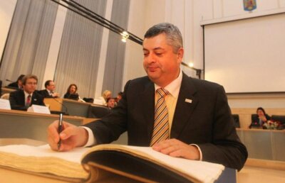 Alegeri LPF // Posibilul sponsor din spatele lui Sorin Drăgoi are pierderi mari și datorii în 2016! Firma ar urma să sponsorizeze un campionat de tineret