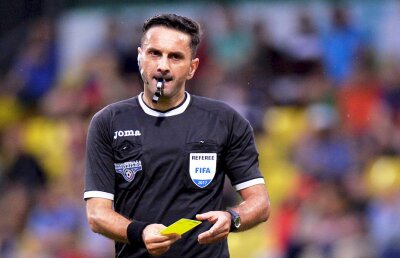 Acuzații extrem de grave la adresa lui Sebastian Colțescu: "A înjurat și i-a transmis asta arbitrului de tușă!"