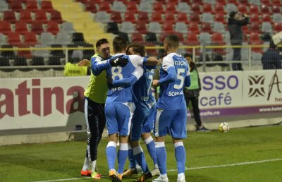 VIDEO+FOTO » Astra câștigă un punct nesperat în 10 oameni cu CSU Craiova, scor 2-2