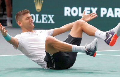 Dezvăluirile jucătorului care face senzație la Masters-ul de la Paris: "Djokovici m-a ajutat mult când eram accidentat! "