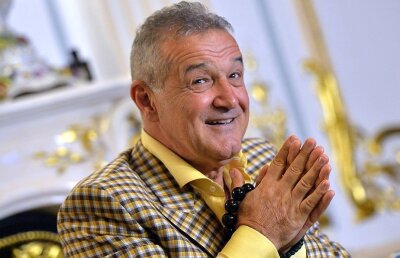 EXCLUSIV Fotbalistul dorit de Becali, tot mai aproape de FCSB: "Au venit ofertele. Da, Steaua e o variantă"