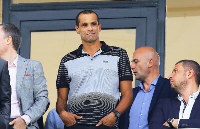 EXCLUSIV Rivaldo este nemulțumit de Dinamo » Ce le cere șefilor clubului alb-roșu