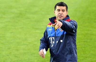 Un fost internațional, înaintea duelului dintre Contra și Mircea Lucescu: "Nu e doar un amical" 