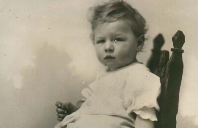 Moartea Regelui Mihai » Momente inedite din relația Casei Regale cu fotbalul (1): "naționala" a apărut celebrând o nuntă regală