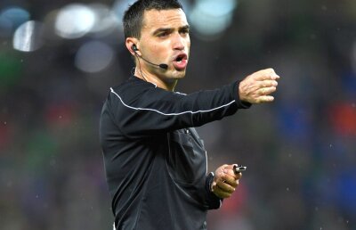 Irlanda de Nord a ratat calificarea la CM 2018! Continuă atacurile la adresa lui Hațegan: "Cruzimea unei decizii fără sens!"» Românul ar putea provoca plecarea selecționerului și retragerea a 4 jucători nord-irlandezi!