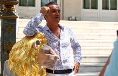 Becali vs. Negoiță, raport umilitor! Patronul FCSB îl surclasează pe șeful de la Dinamo