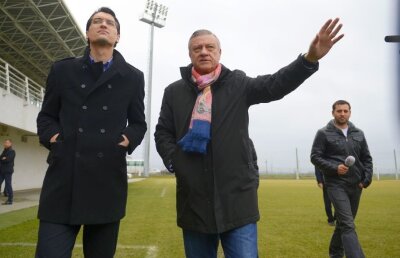 Sandu își continuă atacurile la adresa FRF: "Nu doar Burleanu e de vină! Nu el l-a adus pe Daum. S-au pierdut multe luni degeaba"