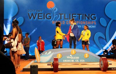 VIDEO România, trei medalii de aur la Mondialele de haltere!