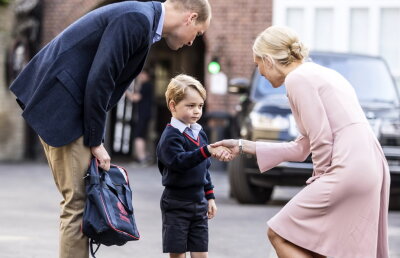 De necrezut! Un preot face rugăciuni pentru ca prințul George să fie gay