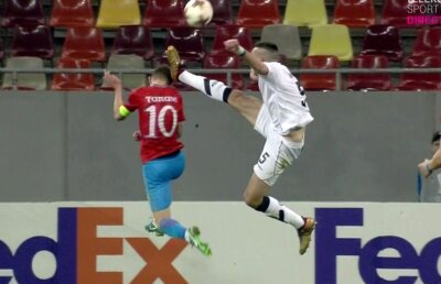 VIDEO + FOTO Penalty refuzat steliștilor cu Lugano » Reacție spumoasă în direct: "Intrați pe www.arbitrislabi.com" :)