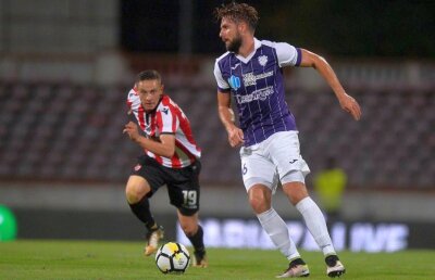 Fotbalistul din Liga 1 ale cărui legături cu mafia pariurilor au fost dezvăluite de Gazetă a fost dat afară în plin sezon!