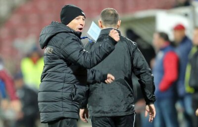 Dan Petrescu, încântat de elevii săi: "Au fost extraordinari" » "Bursucul" i-a lăudat pe adversarii care n-au avut niciun șut pe poartă