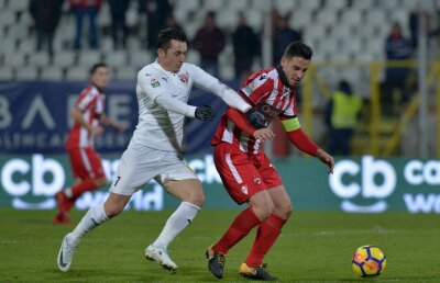 Mari probleme pentru Miriuță! Patru oameni de bază sunt OUT pentru meciul cu Timișoara 