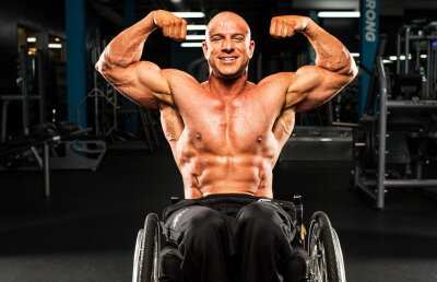 VIDEO Aceștia sunt cei mai mari culturiști din lume. E incredibil cum arată corpurile lor!