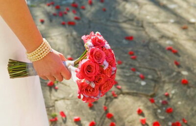 A apărut cea mai sexy rochie de mireasă! Tu ai avea curaj să o porți?