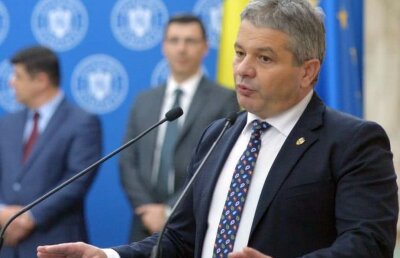 Descoperiri SCANDALOASE ale Corpului de Control la Spitalul Ilfov: "Valvele folosite la gravide și pompele de aspirație ale nou-născuților sunt sterilizate în găleți puse pe jos!”. Ministrul Bodog știe și îl protejează pe manager!