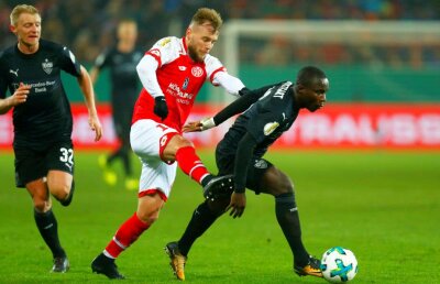 VIDEO Maxim, titular în nebunia de meci contra lui Hannover + toate rezultatele de azi din Bundesliga