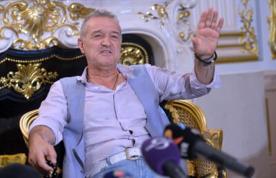 Le-a luat mințile italienilor! Jucătorul pentru care a insistat Becali este ridicat în slăvi și îl compară cu Zinedine Zidane