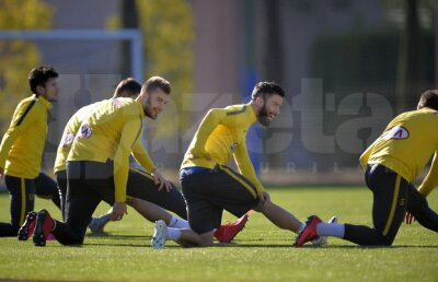 Corespondenţă GSP din Turcia » GALERIE FOTO + VIDEO Probleme la finalizare pentru jucătorii lui Dică » 3 fotbaliști s-au antrenat separat