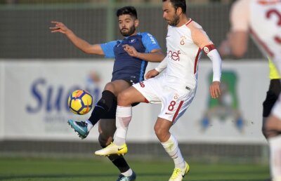 Situație inedită la Viitorul lui Gică Hagi » Ce s-a întâmplat în echipa "Regelui" la meciul cu Galata