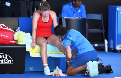 SIMONA HALEP - EUGENIE BOUCHARD VIDEO Simona Halep se antrenează înainte de meciul din turul II la Australian Open » Cum se mișcă Simona după accidentarea la gleznă