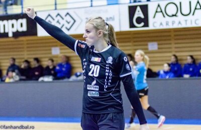 Oltence cu inimă » 4.000 de fani le-au împins de la spate pe fetele de la SCM Craiova spre a doua victorie în grupa A a Cupei EHF