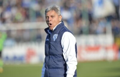 Un fundaș titular al FCSB-ului desființat de Sorin Cîrțu: "Dă-o, băi băiatule, în corner"