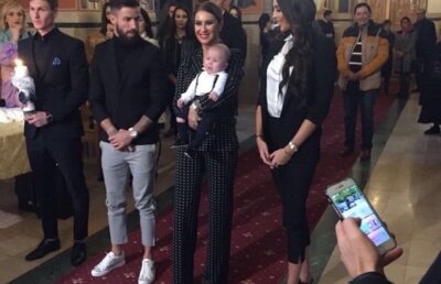 GALERIE FOTO Petrecere cu avertisment de la Gigi Becali! Cum au apărut soții Enache la botezul copilului lor + Mesaj și cadou de la patron