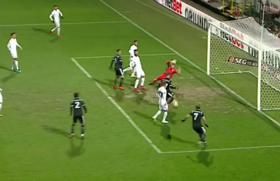 FOTO Ratare uluitoare în meciul dintre Astra și Gaz Metan!