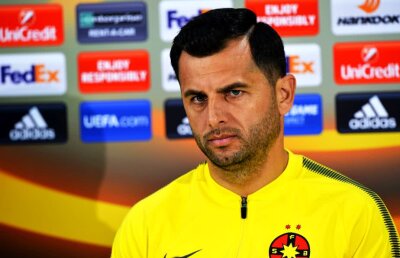 Dică e sfătuit să schimbe tactica cu Lazio: "Să joace cu Alibec și Gnohere"