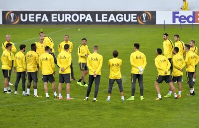 Dică l-a ironizat pe Șumudică, drept răspuns, doar că l-a prins "la mijloc" pe Budescu