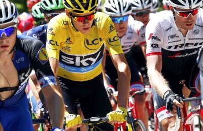 CHRIS FROOME. Cine minte? Chris Froome spune că are un sprijin enorm în plutonul de la Ruta del Sol. Nume grele îl contrazic: "E o rușine"