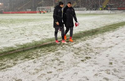 ASTRA - DINAMO / FOTO Condiții groaznice de joc la Giurgiu » Întrebare importantă: s-a respectat regulamentul FRF?