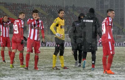 DINAMO ÎN PLAY-OUT // EXCLUSIV Cornel Țălnar pune degetul pe rană: "Ce să joace echipa, când patronul spune că vinde tot?!"