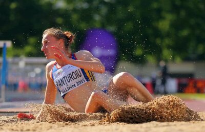 La 7 centimetri de medalie » Andreea Panțuroiu, locul 4 în proba de triplusalt la CM de sală de la Birmingham 