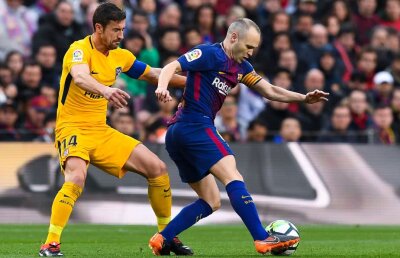 Ar fi bomba verii! Iniesta ar putea pleca de la Barcelona la o altă superechipă