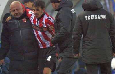 Problemele se țin lanț la Dinamo » Cât de gravă e accidentarea lui Sergiu Hanca din meciul cu U Craiova