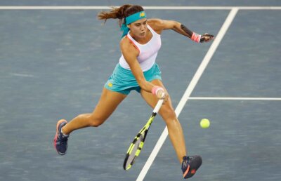 Sorana Cîrstea a surclasat-o pe Monica Niculescu și va juca împotriva unei septuple campioane de Mare Șlem