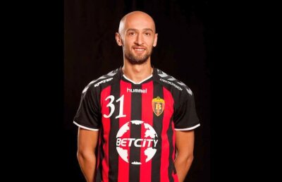 Cum trag marii handbalisti la toaletă :) » Imaginea care face pe toată lumea să râdă 