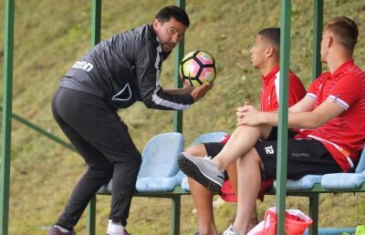 N-a scăpat nimeni! Anghelache i-a mitraliat pe toți de la Dinamo: "Miriuță s-a autoumilit! Contra a adus jucători care nu sunt jucători și le-a dat salarii mari "